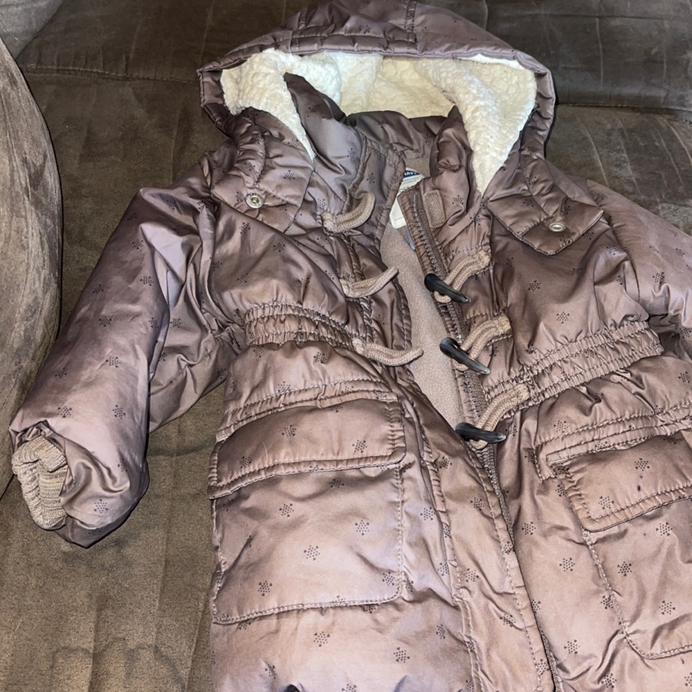 Old Navy Frost Free brown jacket size 2T for girls